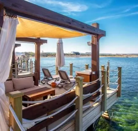 Concorde Luxury & Casino & Convention & Hotel 5*