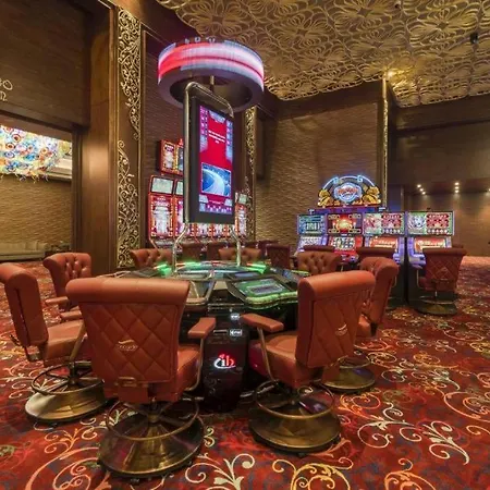 Concorde Luxury & Casino & Convention & 5*