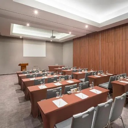 Concorde Luxury & Casino & Convention & 5*