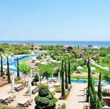 Concorde Luxury & Casino & Convention & Hotel