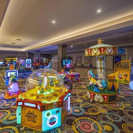 Concorde Luxury & Casino & Convention & 5*