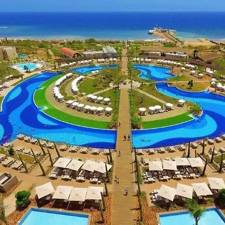 Concorde Luxury & Casino & Convention & 5*